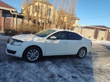 Skoda: Skoda Octavia: 2015 г., 1.6 л, Автомат, Бензин, Хэтчбэк