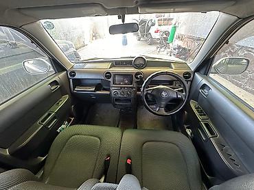 жена: Toyota bB: 2003 г., 1.3 л, Автомат, Бензин, Седан — 4