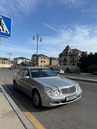 benzin qabı: Mercedes-Benz E 240: 2.6 л | 2004 г. Седан