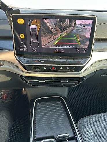 Volkswagen: Volkswagen ID.6: 2021 г., Электромобиль — 14