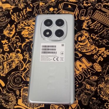 Poco: Poco X7, Б/у, 256 ГБ, цвет - Белый, 2 SIM, eSIM