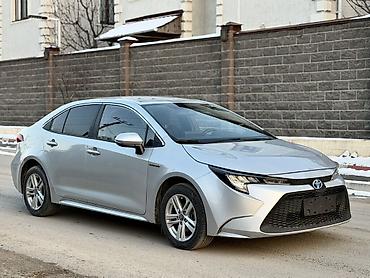 Toyota: Toyota Corolla: 2020 г., 1.8 л, Вариатор, Гибрид, Седан — 3