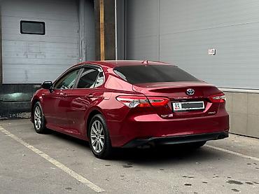 byd xan: Toyota Camry: 2020 г., 2.5 л, Вариатор, Гибрид, Седан — 4