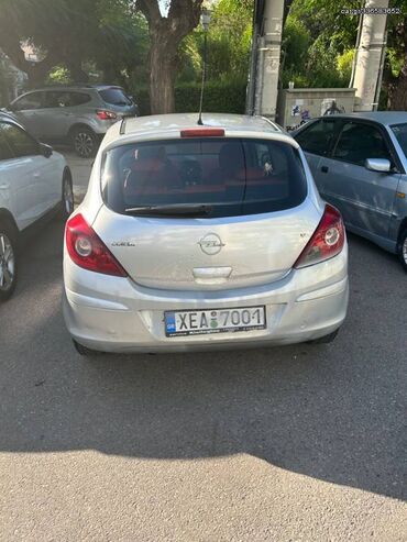 Οχήματα: Opel Corsa: 1.4 l. | 2010 έ. | 157000 km. | Χάτσμπακ