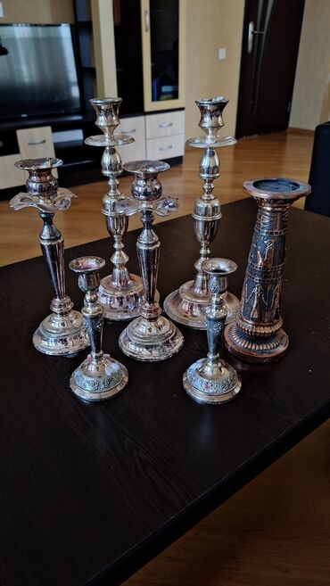 Digər ev dekoru: Qiymer biri ucun nəzərdə tutulub.Şamdan dəsti müxtəlif ölçülü və
