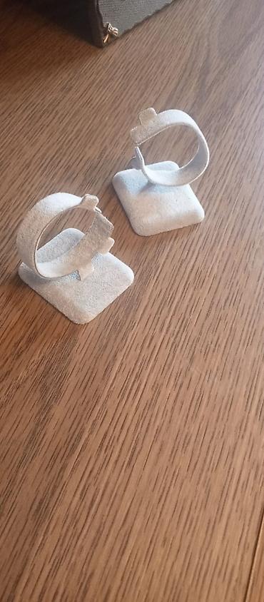 Zərgərlik üçün vitrin stendləri – 2 ədəd1 ədəd 0.50 qəp - Material lalafo.az -da Zərgərlik üçün vitrin stendləri – 2 ədəd1 ədəd 0.50 qəp - Material