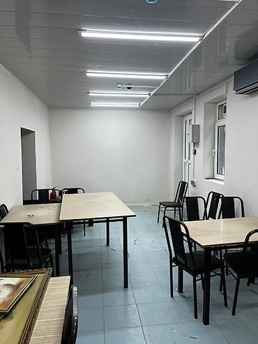 kafe stolari: Açıq hava məkanı – terras/bahçe sahəsi kirayə üçün - Geniş daş — 8
