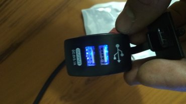 Auto oprema: Vodootporni USB ugradni punjač 12-24V Moze se koristiti u kolima na lalafo.rs — 7 Auto oprema: Vodootporni USB ugradni punjač 12-24V Moze se koristiti u kolima — 7