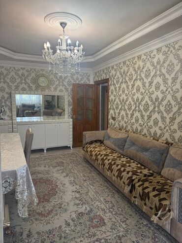 Uzunmüddətli kirayə mənzillər: 3 otaqlı mənzil – tam mebelli və məişət Ev kiraye verilir 17 nomreli — 11