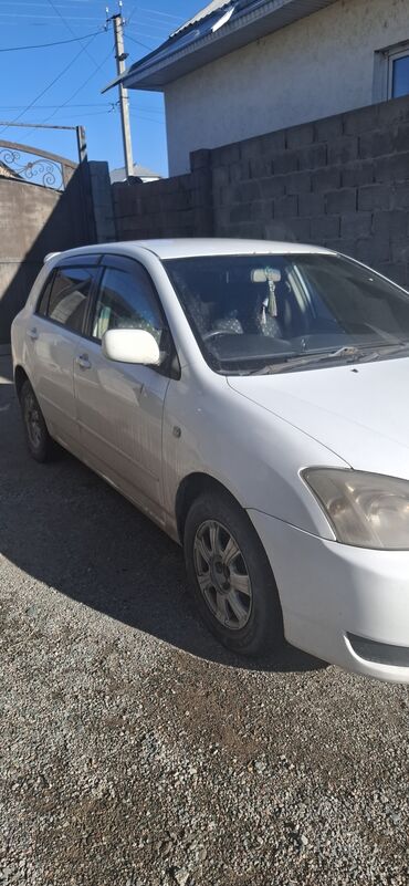 продаю машину или меняю на квартиру: Toyota Corolla: 2004 г., 1.6 л, Автомат, Бензин, Хетчбек