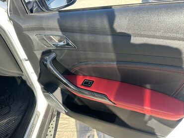 BYD: BYD : 2019 г., 10 л, Автомат, Электромобиль, Кроссовер — 12