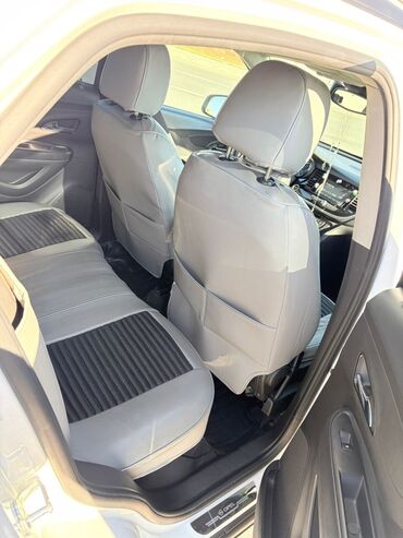 Opel: Opel Mokka X – kompakt krossover Xüsusiyyətlər: - Korpus: 5 qapılı — 10