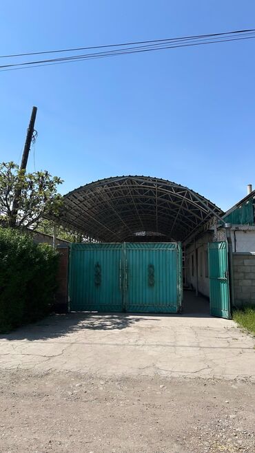 Долгосрочная аренда домов: 40 м², 2 комнаты