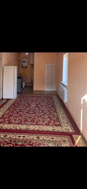 аренда дома в горах: 68 м², 4 комнаты, Парковка, Забор, огорожен