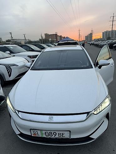 byd qin plus салон: BYD Qin: 2022 г., Автомат, Гибрид, Седан — 1
