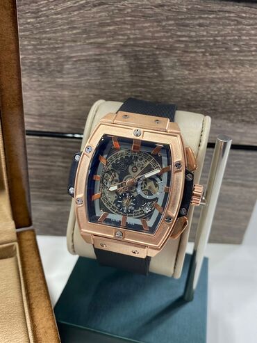 saat remeni: Новый, Наручные часы, Hublot