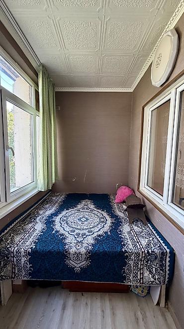 бассейе: 2 комнаты, 50 м², 105 серия, 4 этаж, Старый ремонт — 5