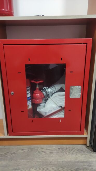 Пожарные шкафы: Шкафы пожарных кранов и комплектация к ним. Огнетушители пожарные — 10