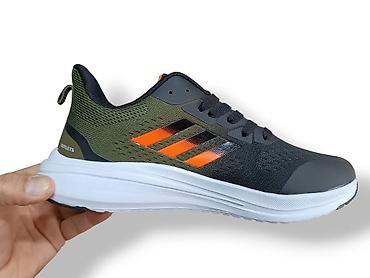 Patike: Adidas Runner 2026 - Veličine: 41–46 - Cena: 3.600 din Sportske — 3