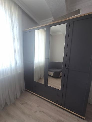 4 qapılı dolab satılır 275₼. İdeal vəziyyətdə. Yeni alınıb. Heç bir