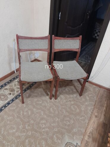 Столы: Продаю б/у мебель. Самовывоз