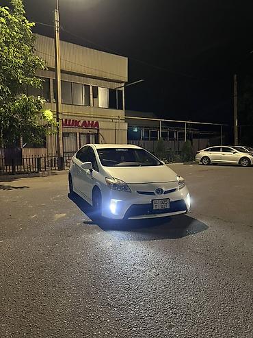 g comp: Toyota Prius: 2015 г., 1.8 л, Робот, Гибрид, Хэтчбэк — 1