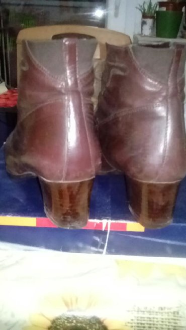 Gležnjače: Gležnjače, 37 — 9