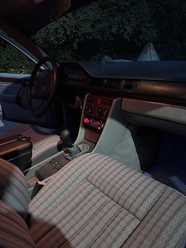 эшик б у: Mercedes-Benz W124: 1990 г., 2.2 л, Бензин, Седан — 8