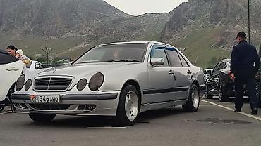 электра мото: Mercedes-Benz E-Class: 2001 г., 2.2 л, Механика, Дизель, Седан — 4