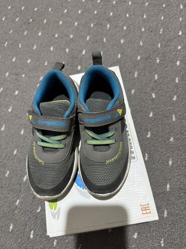 Детская обувь: Детские обуви Б/У Цены указаны на фотках. Не звонить ‼️‼️‼️ Пишите в — 6