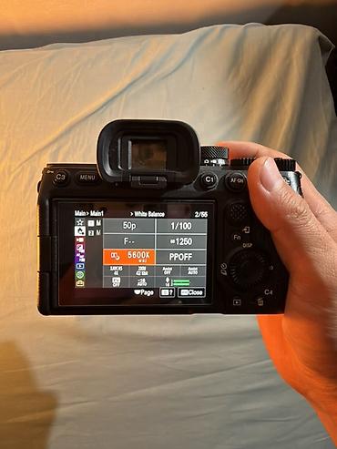 camera canon: Полнокадровая беззеркальная камера Sony Alpha 7 IV (ILCE‑7M4) — — 4
