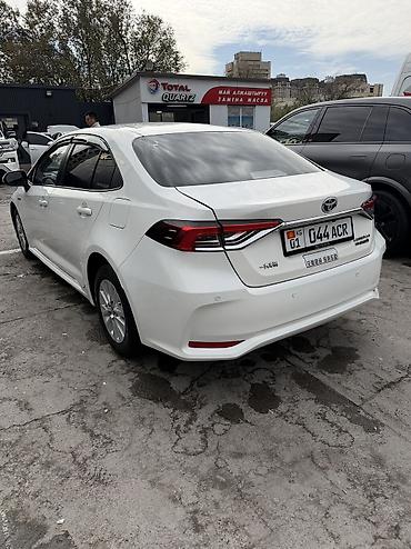toyata levin: Toyota Corolla: 2020 г., 1.8 л, Вариатор, Гибрид, Седан — 6