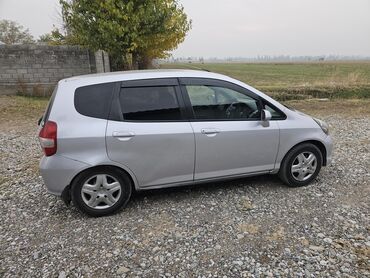 машина голф 4: Honda Fit: 2003 г., 1.3 л, Вариатор, Бензин, Хэтчбэк