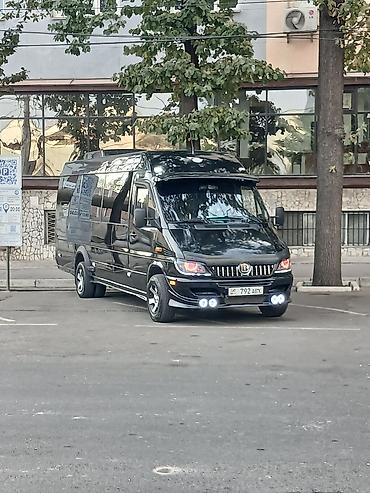 Тюнинг: Продаётся тюнингованный микроавтобус (черный). Внешний стайлинг в — 5