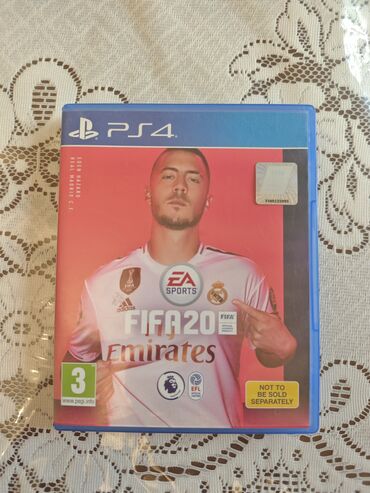 Ps 4 üçün FIFA20 disk. Əla vəziyyətdədir. Heç bir cızığı yoxdur
