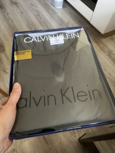 Kućna odeća: CALVIN KLEIN muška pidžama vel.M NOVO u kutiji.Otvoreno samo radi