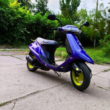 электро мотороллер с кузовом: Скутер Honda, 60 куб. см, Бензин, Колдонулган
