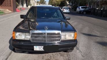 mersedes b klass: Mercedes-Benz 190: 1.8 l | 1993 il Sedan