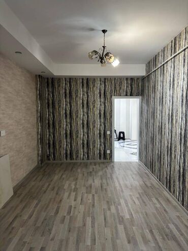 Mənzil kirayələyirəm: 3 otaqlı, 110 kv. m — 4