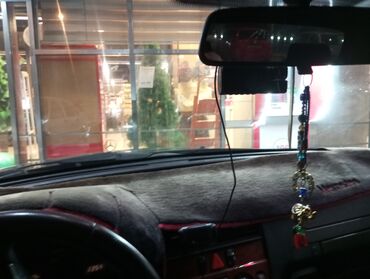 Mercedes-Benz: Mercedes-Benz C-Class: 2 l | 1997 il Sedan — 6