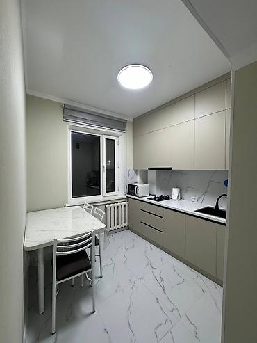 частичная: 3 комнаты, 60 м², 105 серия, 3 этаж, Косметический ремонт — 2