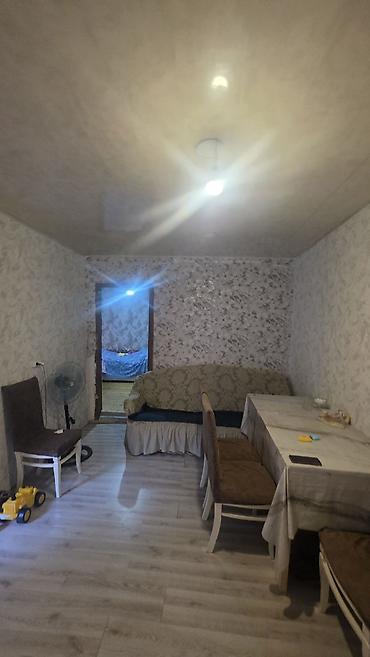 gencede satlan evler: 2 otaqlı, 40 kv. m, Kredit yoxdur, Orta təmir — 8