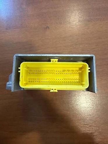 la linea slike: AIRBAG MODUL ZA AUDI A4, A5, Q5 . - 8K0959655G | Airbag modul — 4