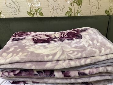 isti aqlay kataloq: İşlənmiş Böyüklər üçün İki nəfərlik Polyester Yorğan, Ünvandan götürmə