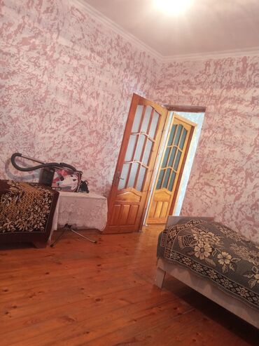 Həyət evləri və villaların satışı: Binə 4 otaqlı, 100 kv. m, Kredit yoxdur, Orta təmir — 7