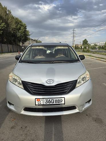 нисан сиена: Toyota Sienna: 2010 г., 2.7 л, Автомат, Бензин, Минивэн — 1