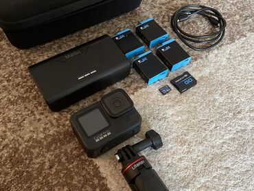 Видеокамеры: Продаю свой GoPro Hero 9 Black Снимает и работает отлично, 4К, есть