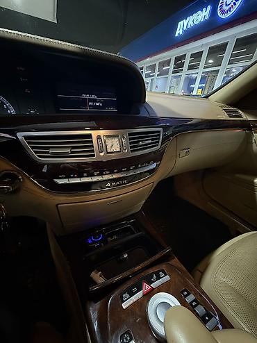 Mercedes-Benz: Mercedes-Benz E-Class: 2011 г., 4.7 л, Автомат, Бензин, Седан — 9