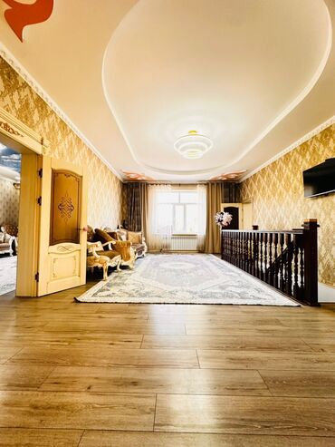 Долгосрочная аренда домов: 250 м², 7 комнат — 9