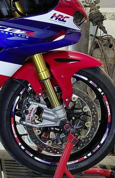 methyl 3: Honda CBR HRC Trakice za felne - Stikeri za felne - 2627 📌 Opis — 2